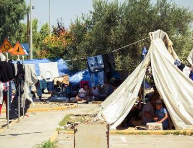 Μήνυση κατά παντός υπευθύνου κατέθεσε ο Δήμαρχος Λέσβου για τα όσα συμβαίνουν στο καταυλισμό στη Μόρια